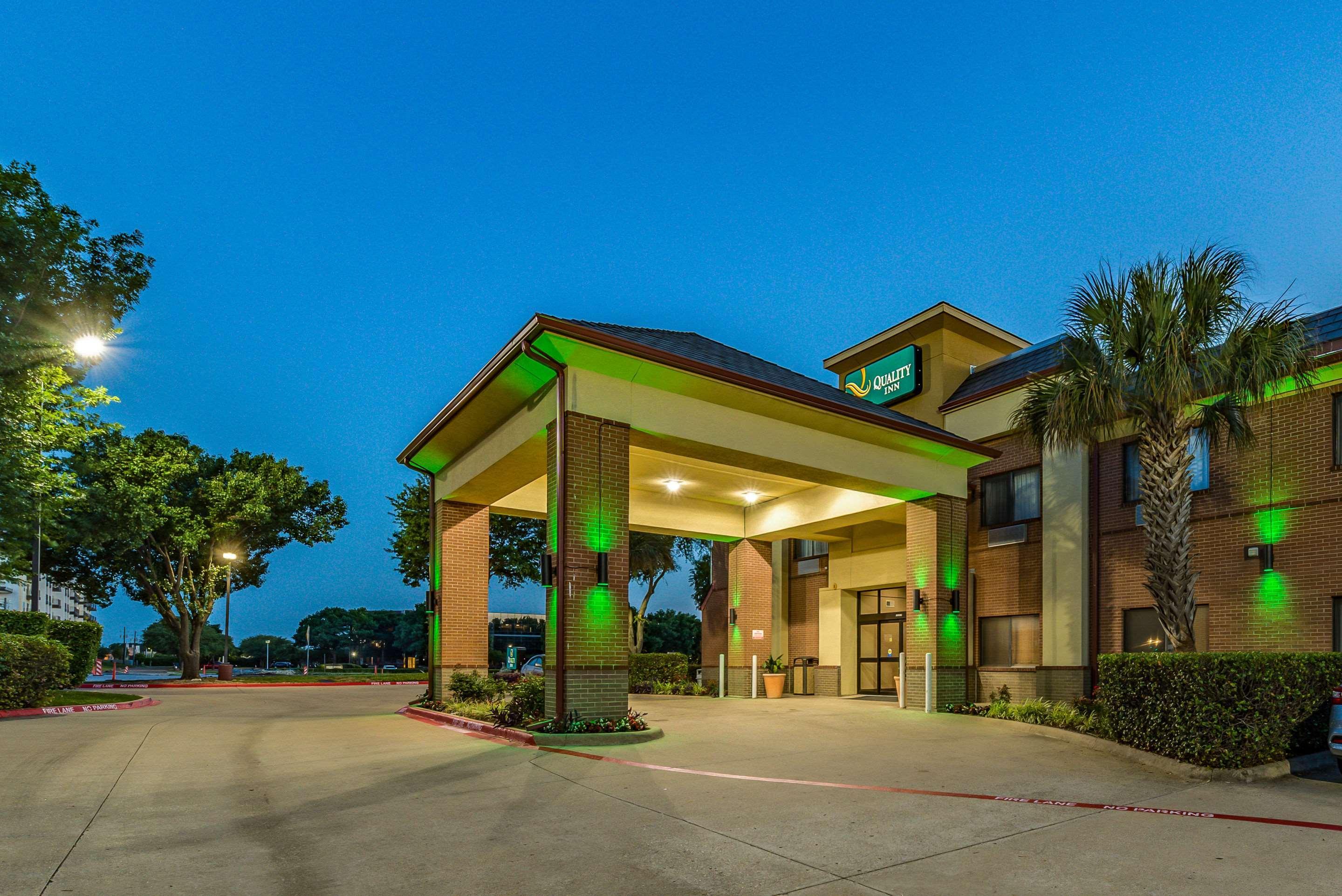 Quality Inn West Plano - Dallas Exterior photo